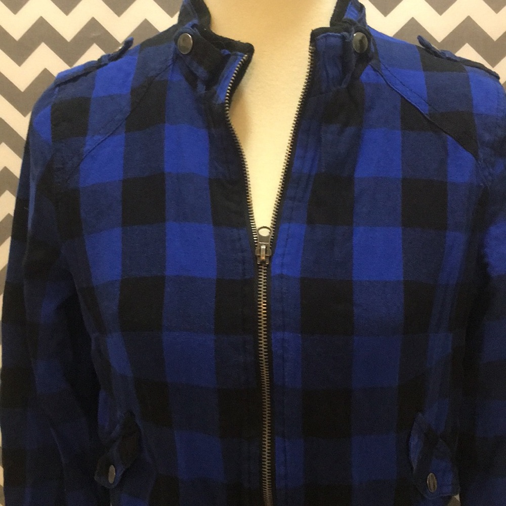 Jacket fully lined‎ size large Forever 21 - Picture 2 of 7